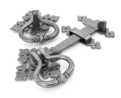 From The Anvil Pewter Shakespeare Ringlatch | 33685