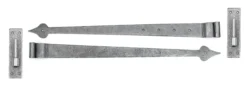 Pair From The Anvil Pewter 35" Arrow Head Cranked Hook & Band Hinge | 33741