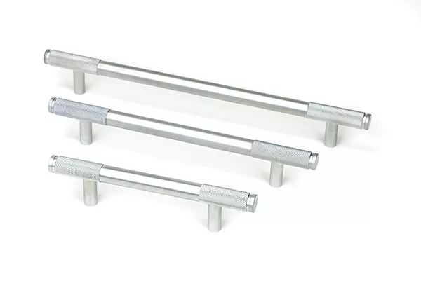 Satin Chrome 284mm Half Knurled Brompton Large Pull Handle | 47155 5 Satin Chrome 284mm Half Knurled Brompton Large Pull Handle | 47155 - Image 5