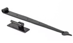 From The Anvil Black 24" (610mm) Arrow Head Hook & Band Hinge | 33286