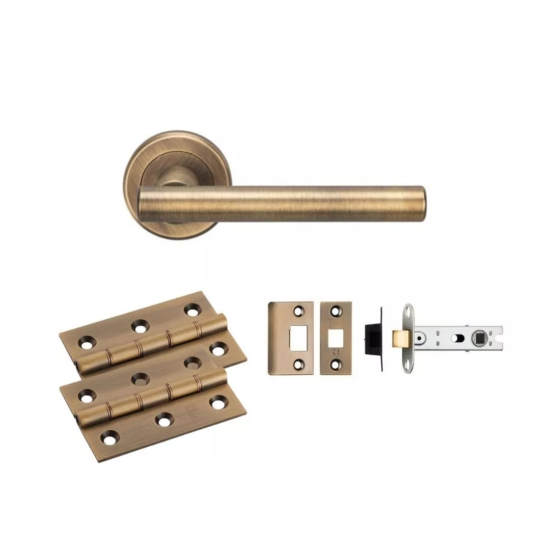CARLISLE Antique Brass Philadelphia Lever Handle Door Kit - Latch 1 CARLISLE Antique Brass Philadelphia Lever Handle Door Kit - Latch